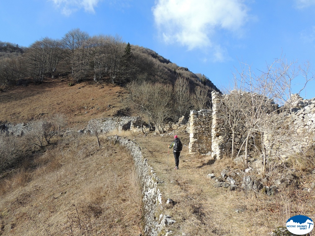 salendo verso il monte Maio