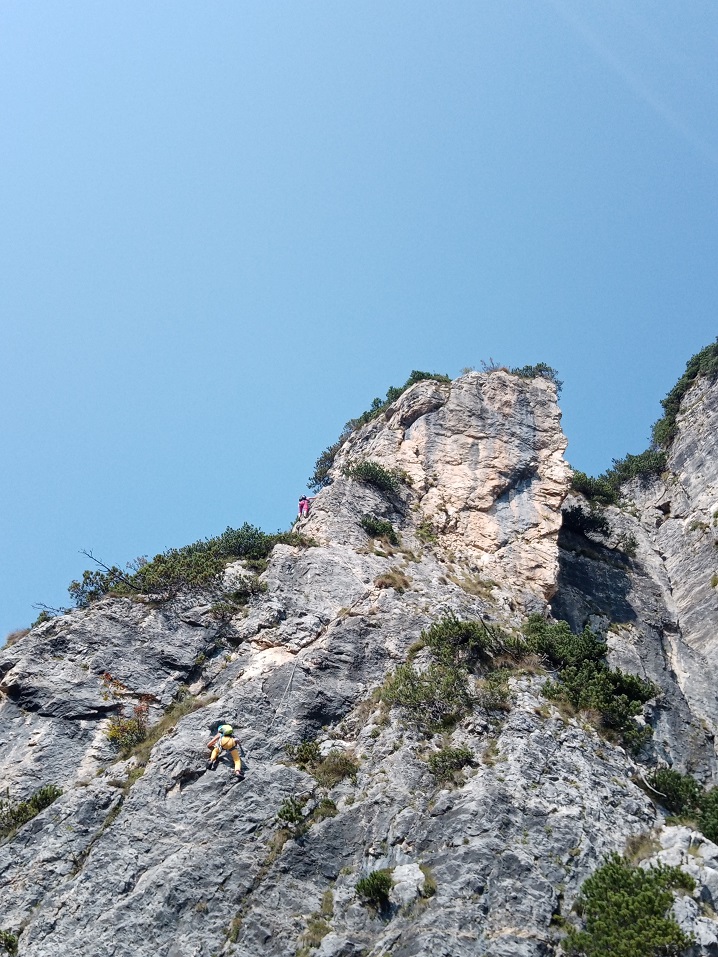 Alpinisti su Pilastro Stenghel