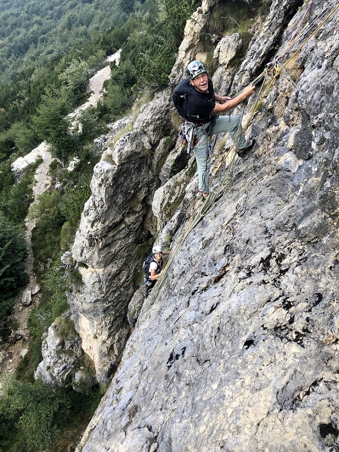 M.Schiro e E.Girardi sulla prima lunghezza delle Placche delle lumache durante la prima ripetizione.