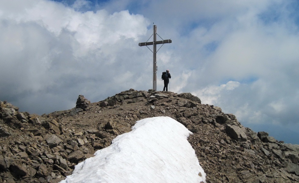 la cima di quasi 3000m